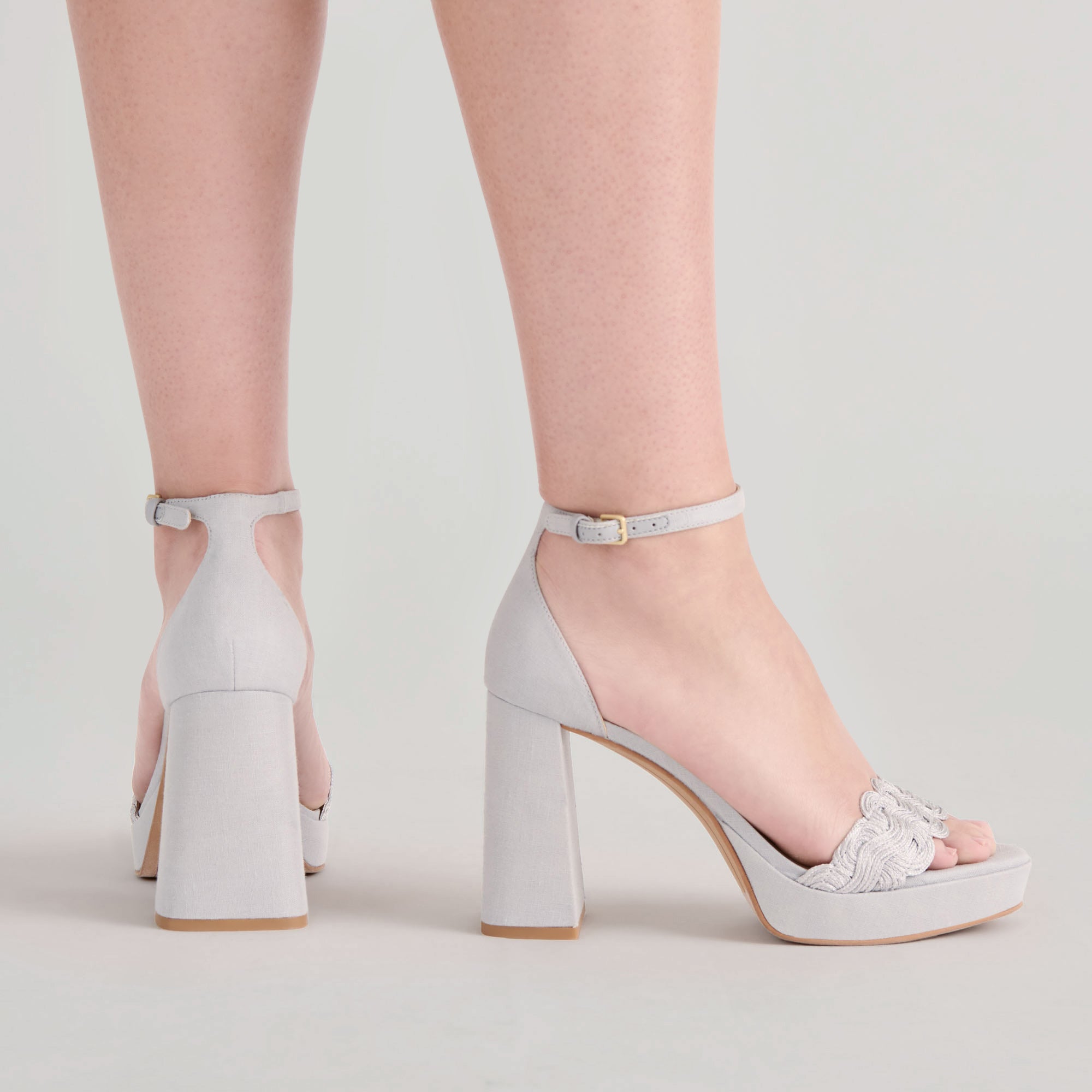 PELTIN HEELS GREY WOVEN RAFFIA - Image 2
