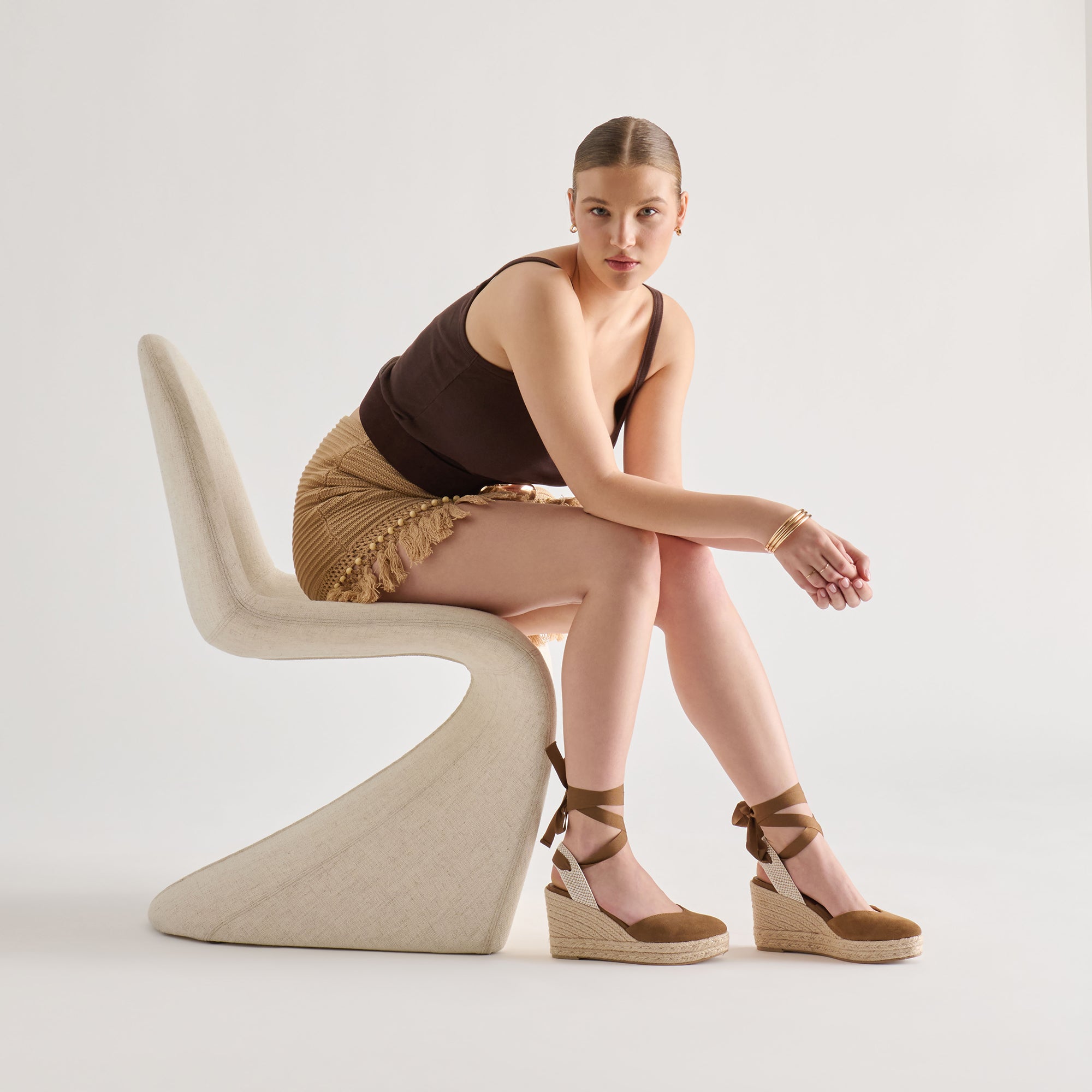 NOURA WEDGES LT BROWN SUEDE - Image 8