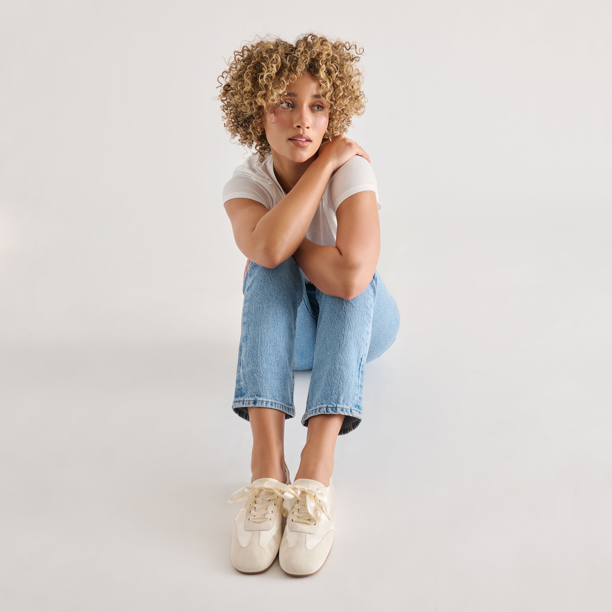 ITZY SNEAKERS VANILLA SATIN - Image 2